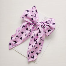 Load image into Gallery viewer, Black Cats Lavender Bow
