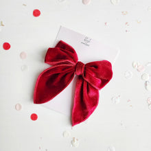 Load image into Gallery viewer, VALENTINE Velvet Bow&#39;s
