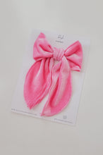 Load image into Gallery viewer, Hot Pink Velvet Bow
