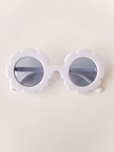 Load image into Gallery viewer, Flower Sunnies- White

